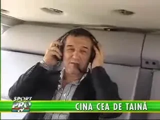 Video - Becali, frate de sange si cu Berlusconi
