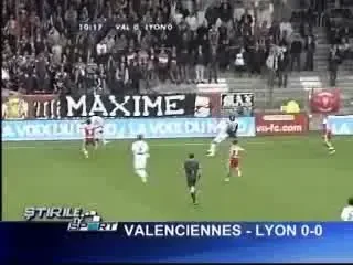 OLYMPIQUE LYON SE ACUNDE IN SPATELE PUNCTELOR PRECUM DINAMO