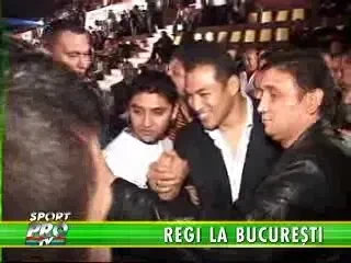 Bonjasky si-ar dori sa lupte in Local Kombat