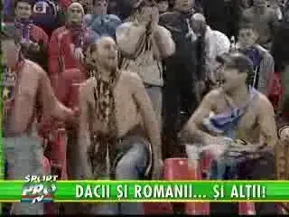 Basescu poate rata Cupa Romaniei pentru ca a facut-o tiganca pe o ziarista