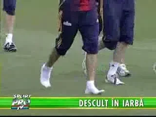 Mutu - de la supermasini la picioarele goale