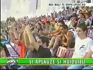 2000 de oameni l-au huiduit pe Lupescu la Timisoara