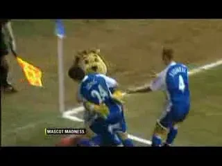 VEZI CE-L ASTEAPTA PE GOIAN LA EVERTON