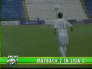 Penescu respecta moda! Si-a cumparat Maybach!