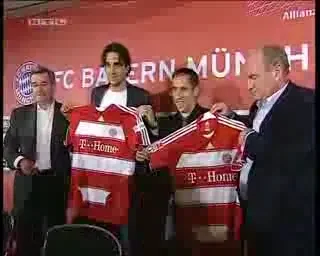 Luca Toni si Ribery - prezentati oficial la Bayern Munchen