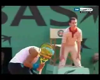 Nadal ramane regele zgurii