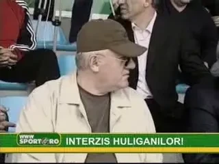 S-a aprobat legea lui Mitica: huliganii nu mai au voie pe stadioane