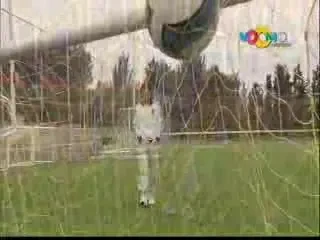 Barca isi mai trage un extraterestru - Gabriel Milito