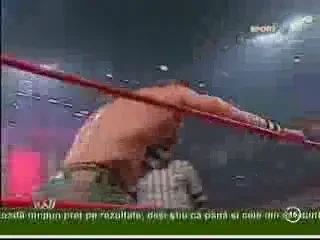 Foley, Orton, Lashley si Regele Booker nu au reusit sa il invinga pe Cena!