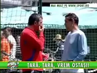 Hagi ameninta: Vor fi surprize negative daca nu vor fi transferuri!