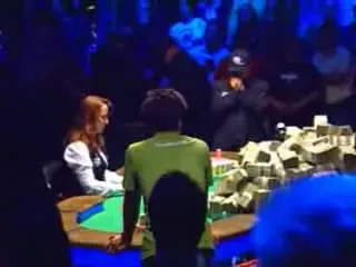 Un psiholog a castigat 8 milioane de dolari la poker!