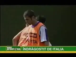 Mutu: Ma simt mai bine la Florenta decat in Romania