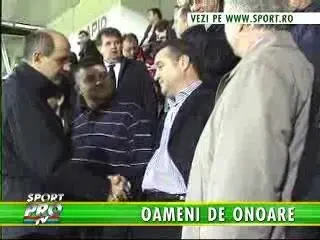 Copos: "Gigi Becali nu are onoare"