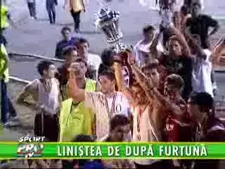 Razvan Lucescu i-a felicitat pe rapidisti prin SMS