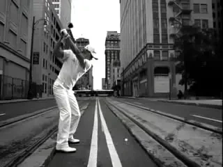 Unde poate duce sportul: Tiger ... te vad!