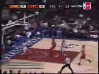 Ai grija in ce adidasi joci baschet!