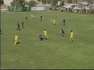 VICTORIE LA DEBUT PENTRU RAZVAN LUCESCU IN LIGA II