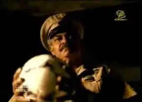 Vrei sa treci orice bariera? Ai nevoie de o supertipa si o minge