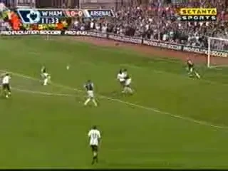 Arsenal a castigat ultimul meci din campionat - urmeaza Steaua