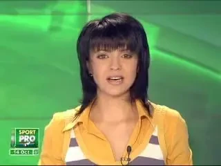 Ca sa ajunga la Milan, Lobont ii fura locul lui Chivu