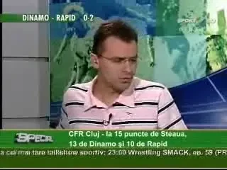 Stadionul Dinamo a luat foc! Vezi imagini cu scandalul din tribune la meciul cu Rapid!