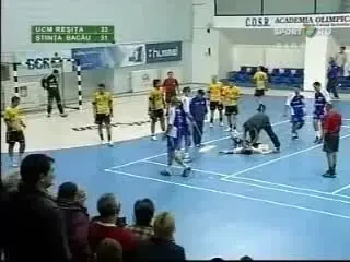 Handbal: UCM Resita 34-32 Stiinta Bacau