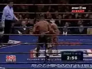 El Feroz Vargas pus la pamant de El Matador Mayorga!