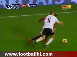 Veteranul Giggs a inscris golul 100 pentru diavoli ! Vezi super-golul marcat de Giggs!