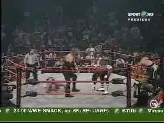 Vezi cine e a fost partenerul surpriza al lui Sting in meciul cu Kurt Angle si Kevin Nash!