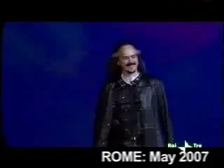 Credeai ca ai forta? Incearca sa ridici 12 kg cu....limba!