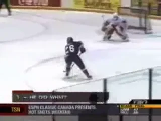 Hocheiul are si el un Ronaldinho - geniul de pe gheata!