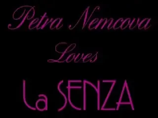 Cel mai tare model din Cehia - innebunita dupa surfing si aproape ucisa de tsunami. Vezi video