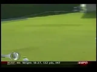 Femeile se grabesc si... la fotbal. Vezi cel mai rapid gol din istorie