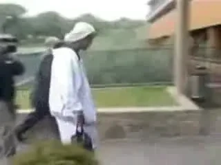 Messi e indragostit de obiceiurile romanesti! Starul Barcelonei invarte micii ca mingea pe glezna