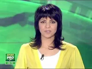 Se stinge lumina pe National: a fost daramat primul stalp de nocturna