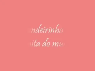 Cea mai sexy arbitra din lume a lasat fluierul pentru a poza goala!