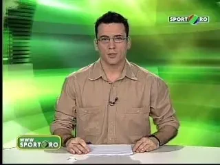 PITURCA S-A LUAT DE GULER CU UN FAN DINAMOVIST!