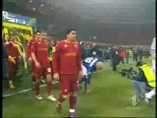 Greseala fatala a lui Chivu in Inter 1-1 AS Roma: Vezi rezumat