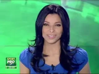 Frumoasele de la Local Kombat Arad au facut show intr-un club din Bucuresti!