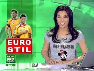 Vezi cum arata Mutu si Chivu in noile tricouri ale nationalei pentru Euro!