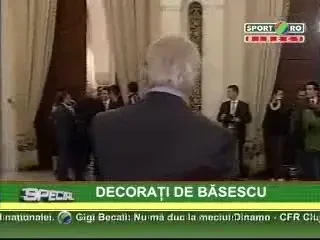 DEACONU: AM FOST SURPRINS SA FIU PREMIAT DE BASESCU