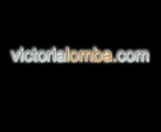 Victoria Lomba - bomba sexy din vestiarul lui Racing Santander!