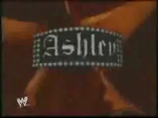 Vezi un super-film cu bunaciunea din WWE: Ashley Titantron!