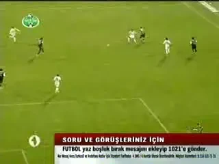 Scandalul bricheta din Turcia! La derby-ul Besiktas-Fenerbahce a fost mai rau ca in Giulesti si nu s-a intrerupt meciul!