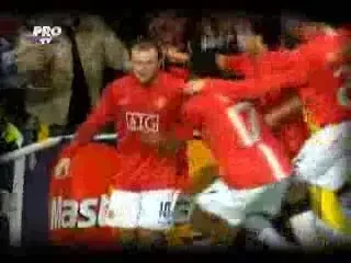 Telenovela Rednic inapoi la Dinamo si de ce vor imparti CFR si Steaua stadionul in Liga Campionilor, la Stirile Pro TV din sport, ora 20:00!