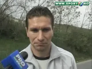 Exclusiv/ Un Pisoiu muscat de sobolan! Fotbalistul lui Muresaul Deva, Pisoiu, atacat de sobolani