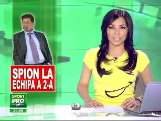 Lobont si-a tras bodyguard de lux: a venit la Galati cu boxerul Marian Simion!