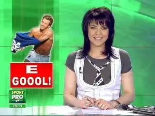 Cassano saluta fanii in chiloti! Vezi imaginile zilei in Italia