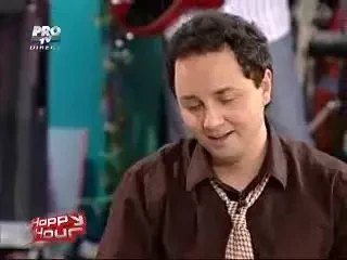 Sotia l-a dat in gat! Pinalti se trezeste seara si mananca dulciuri pe ascuns!