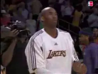 Kobe Bryant, desemnat pentru prima oara in cariera MVP-ul sezonului in NBA!